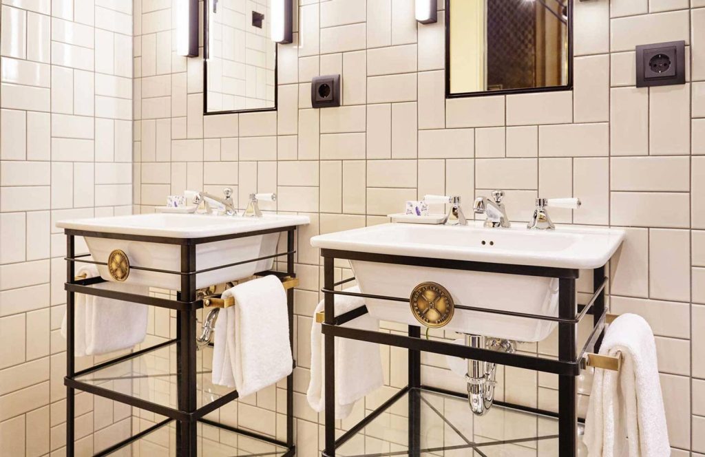 "Floral" Concept Room - Ensuite Bathroom